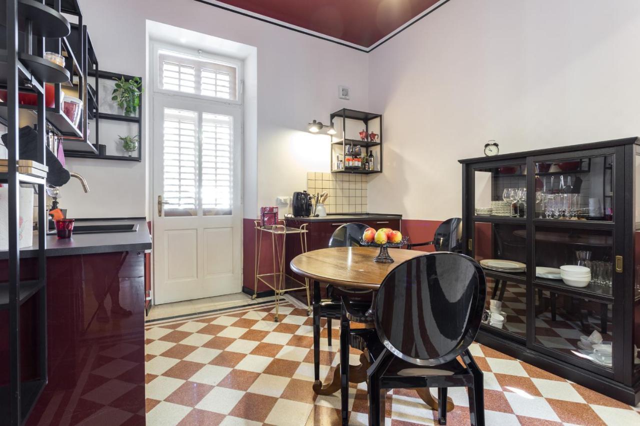 La Casa Di Gatsby Lusso In Pieno Centro Con Parcheggio Apartment Гориция Екстериор снимка