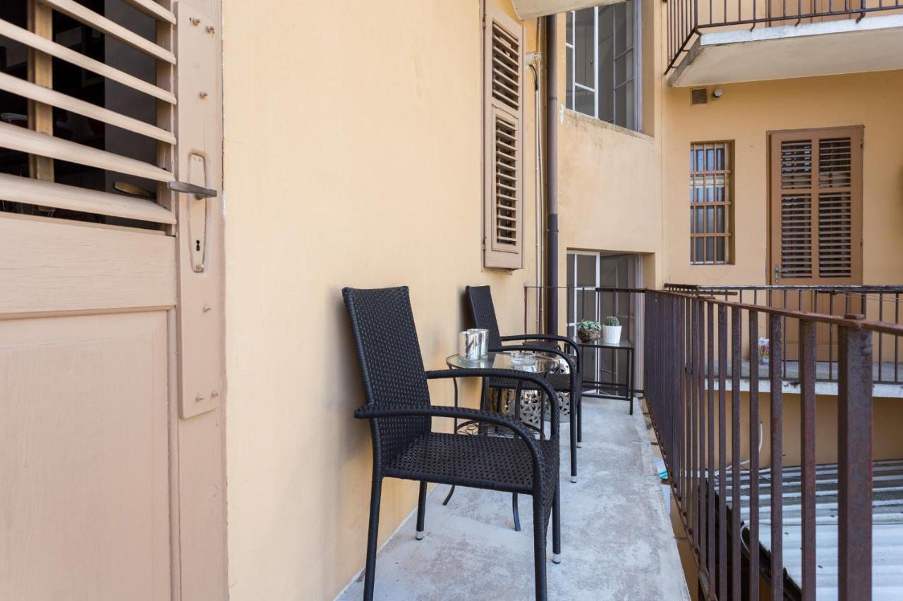 La Casa Di Gatsby Lusso In Pieno Centro Con Parcheggio Apartment Гориция Екстериор снимка